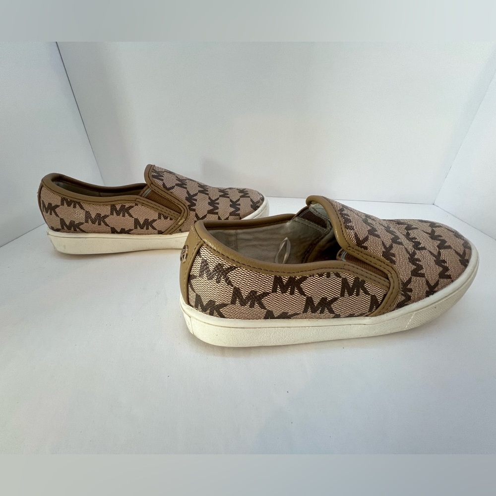MK Michael Kors Slip On Shoes Size 13 Kids